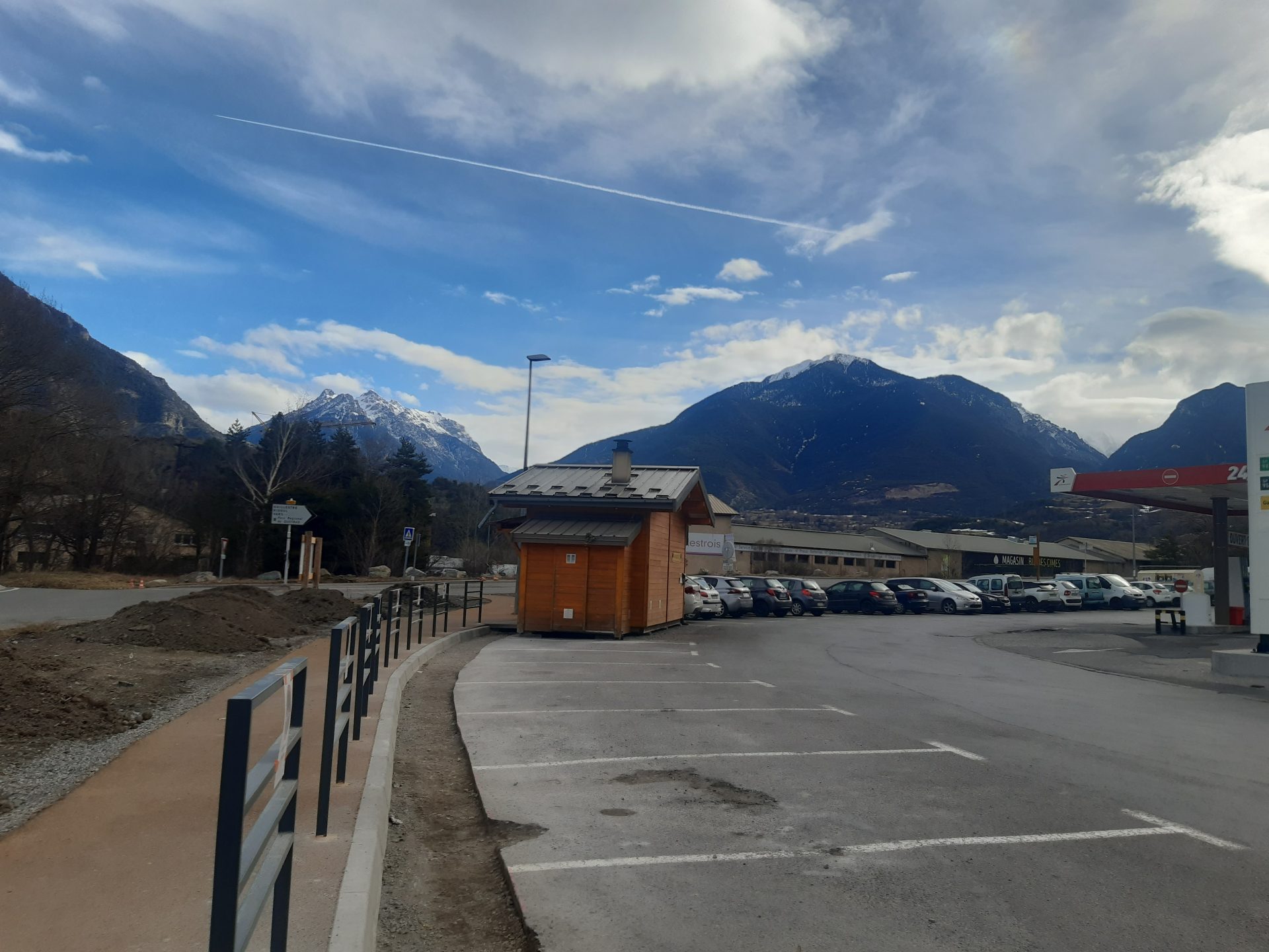 Avis d’Appel à Manifestation d’Interêt (AMI) pour l’autorisation d’occupation d’un espace public dans la ZAE du Villard à Guillestre