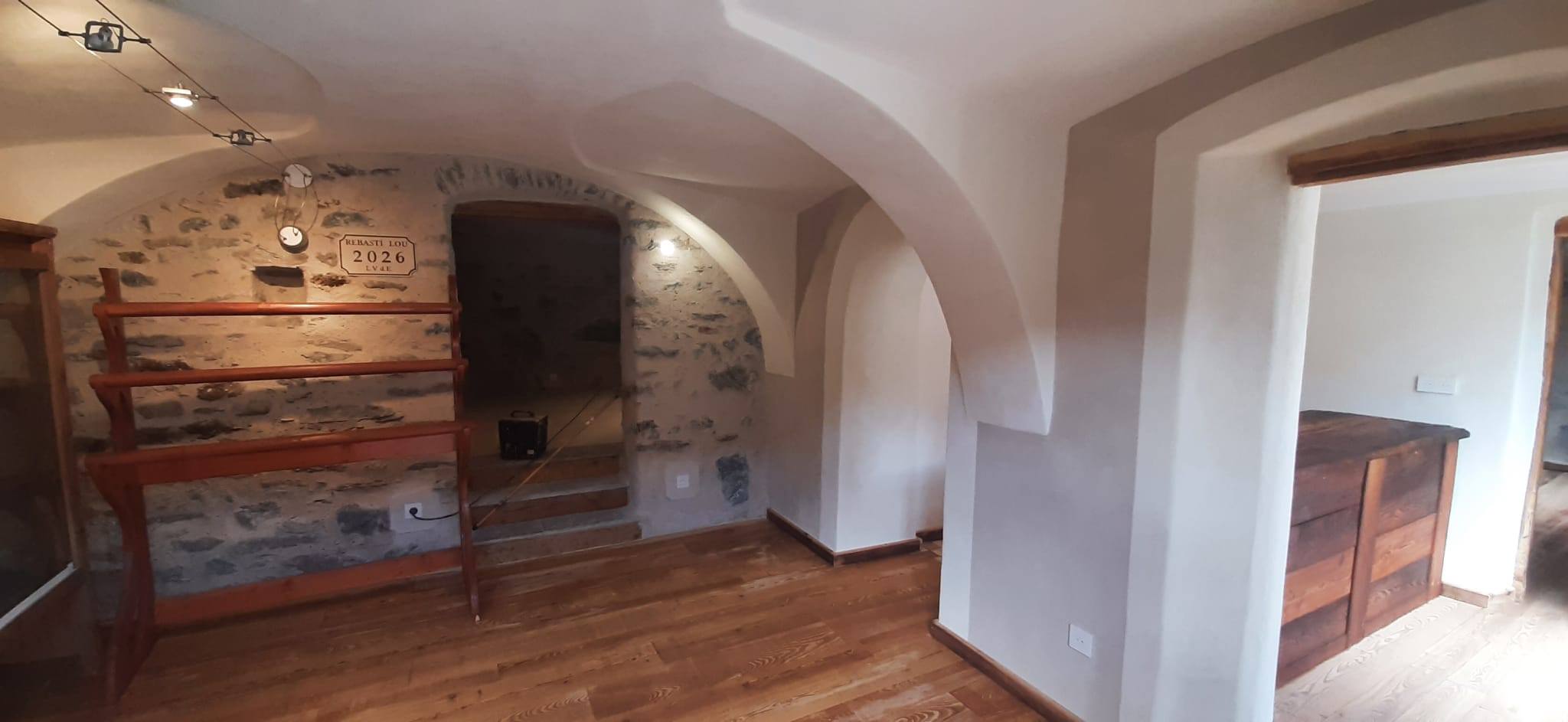 [LOCATION] Local commercial – Saint-Véran