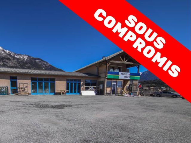 [VENTE] Local artisanal ou commercial + T4 – Saint-Crépin