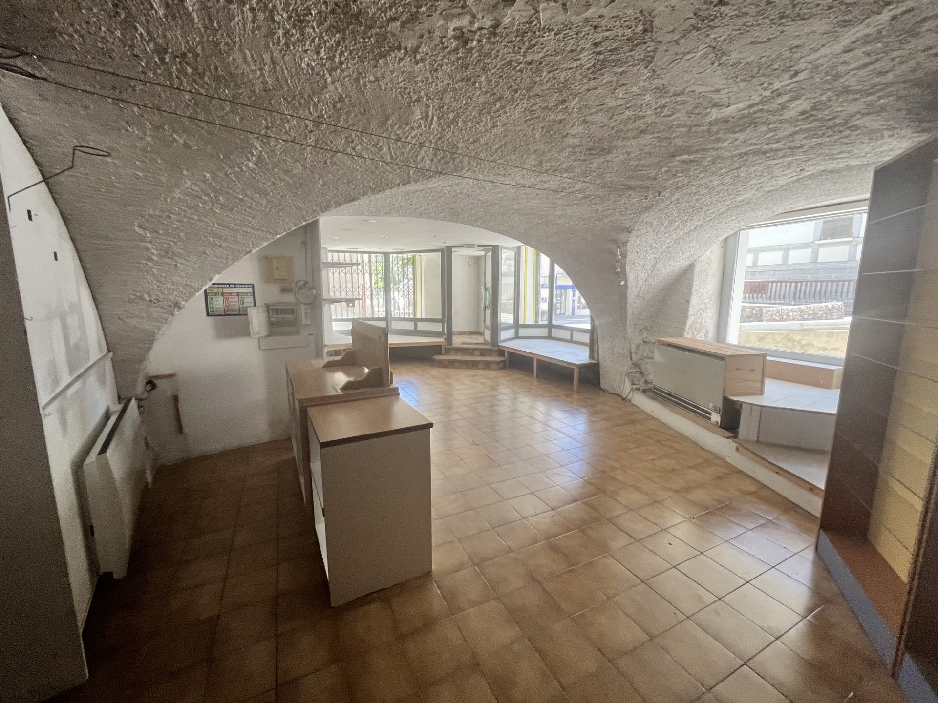 [VENTE] Murs local commercial – Guillestre